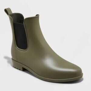 A new Day Olive Green Women's Chelsea Short Rain Boots (Size 10)